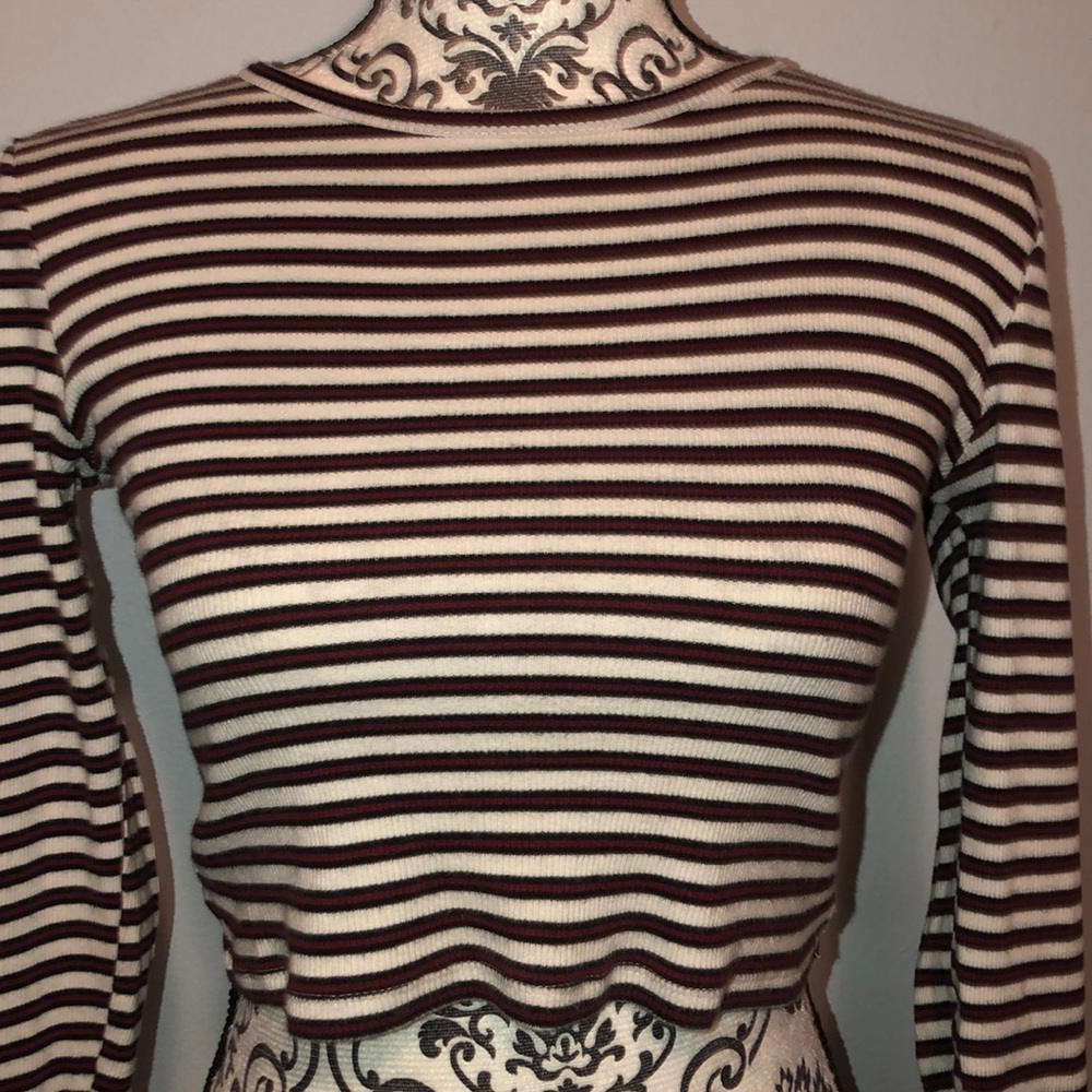 Forever 21 crop top super cute